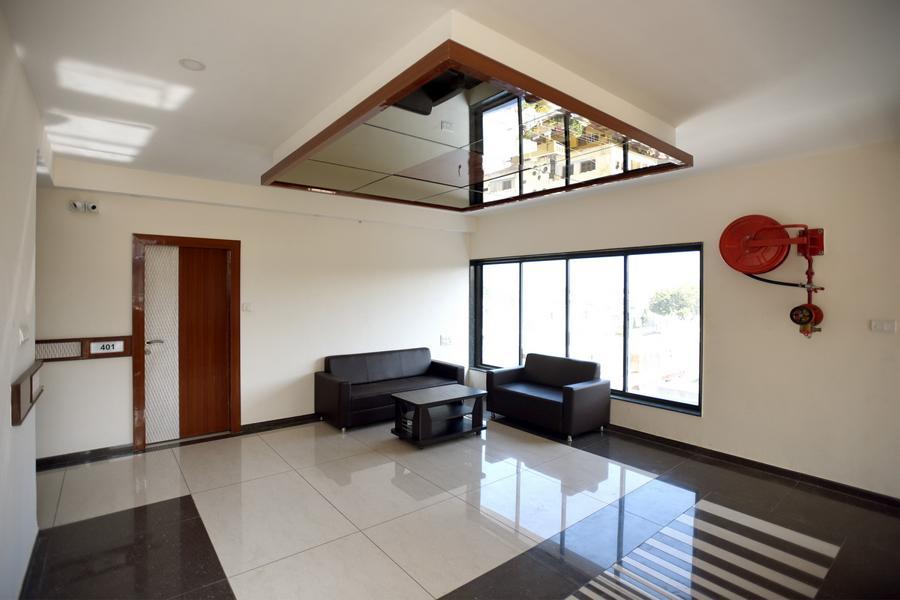 Hotel Sach Regency Ānand Buitenkant foto